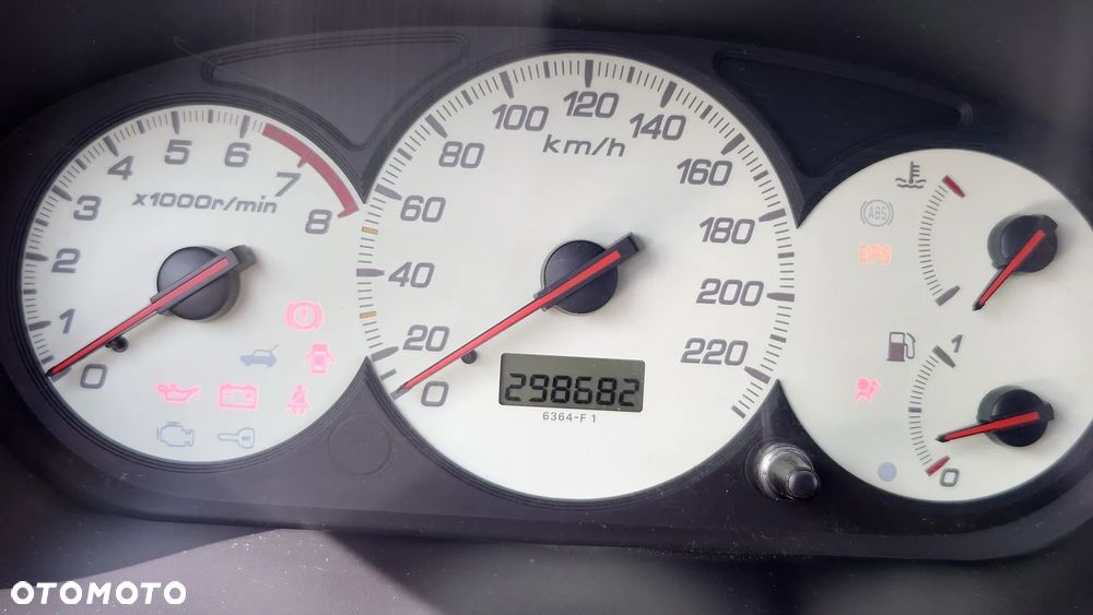 Honda Civic 1.6i ES - 16