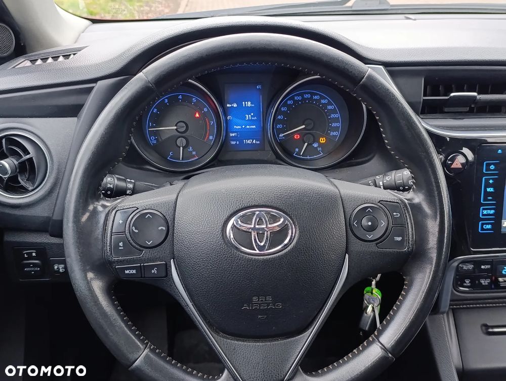 Toyota Auris 1.6 Comfort - 8