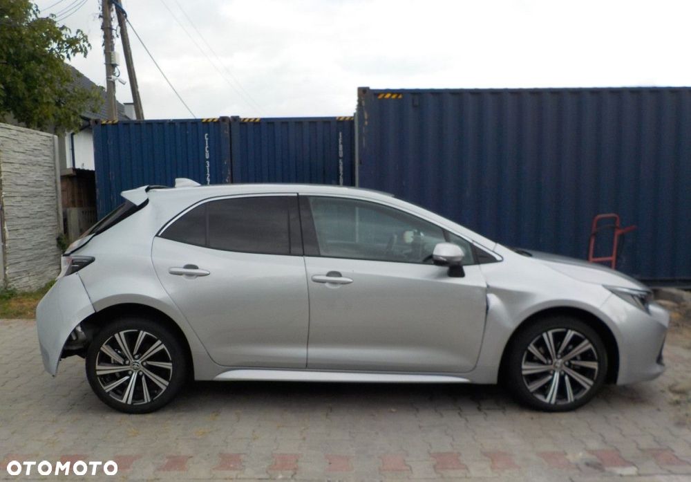 Toyota Corolla - 23
