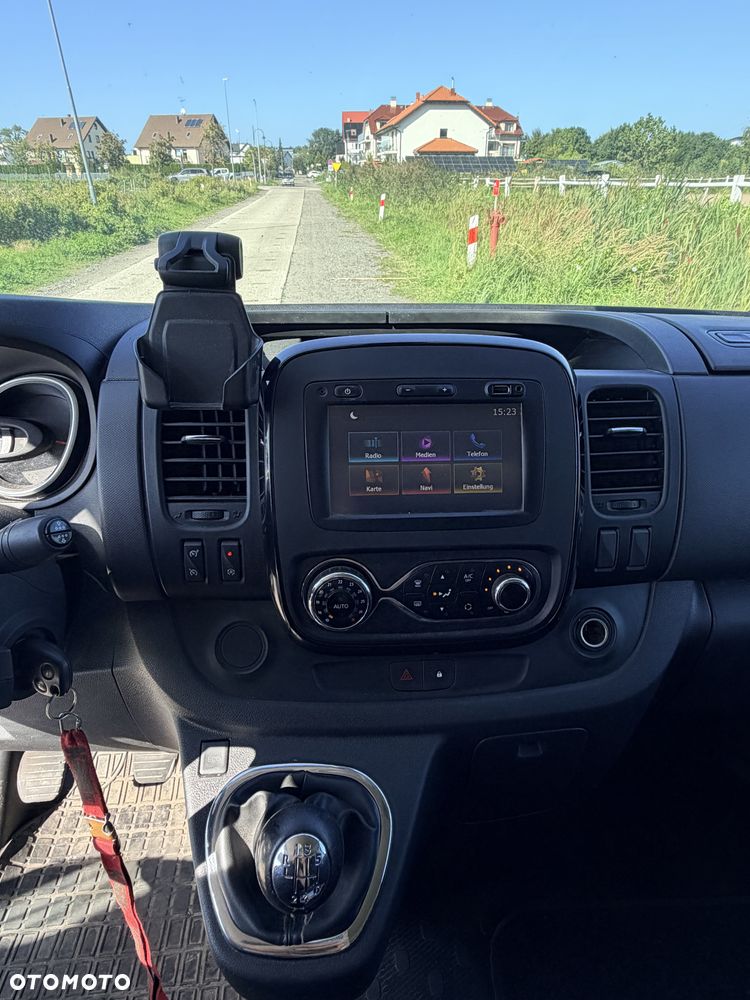 Opel Vivaro - 21