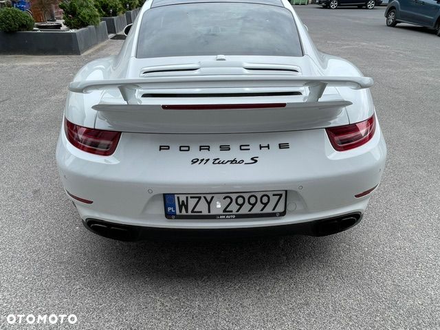 Porsche 911 Turbo S - 11