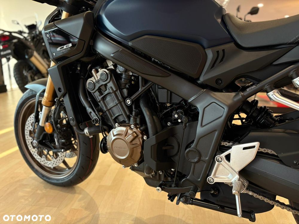 Honda CB - 9