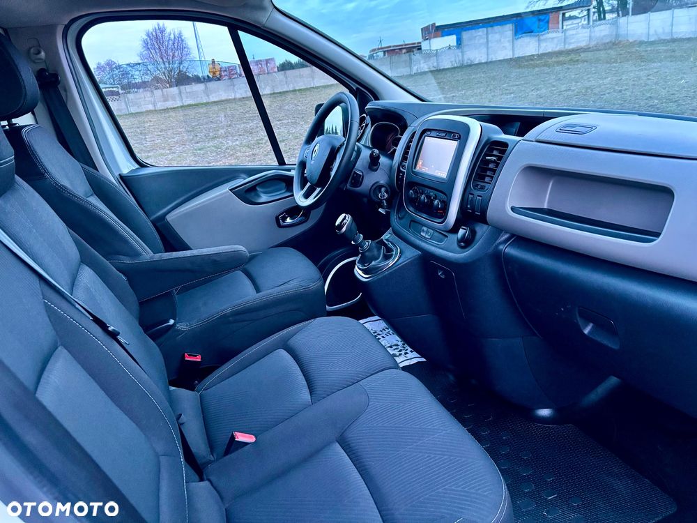 Renault Trafic - 11