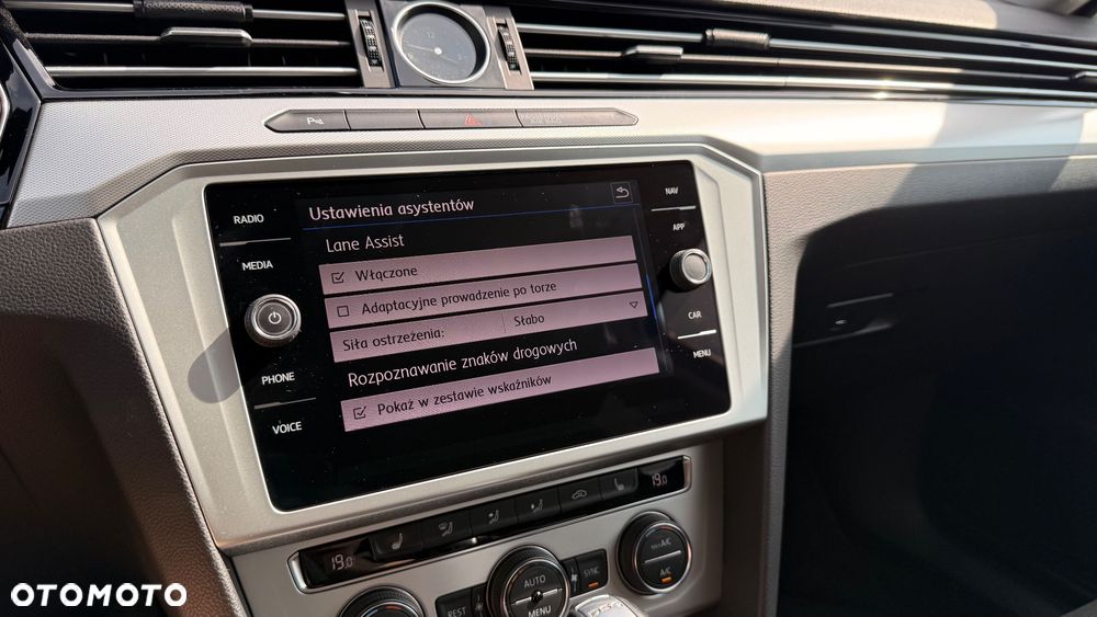 Volkswagen Passat 1.8 TSI BMT Comfortline DSG - 33