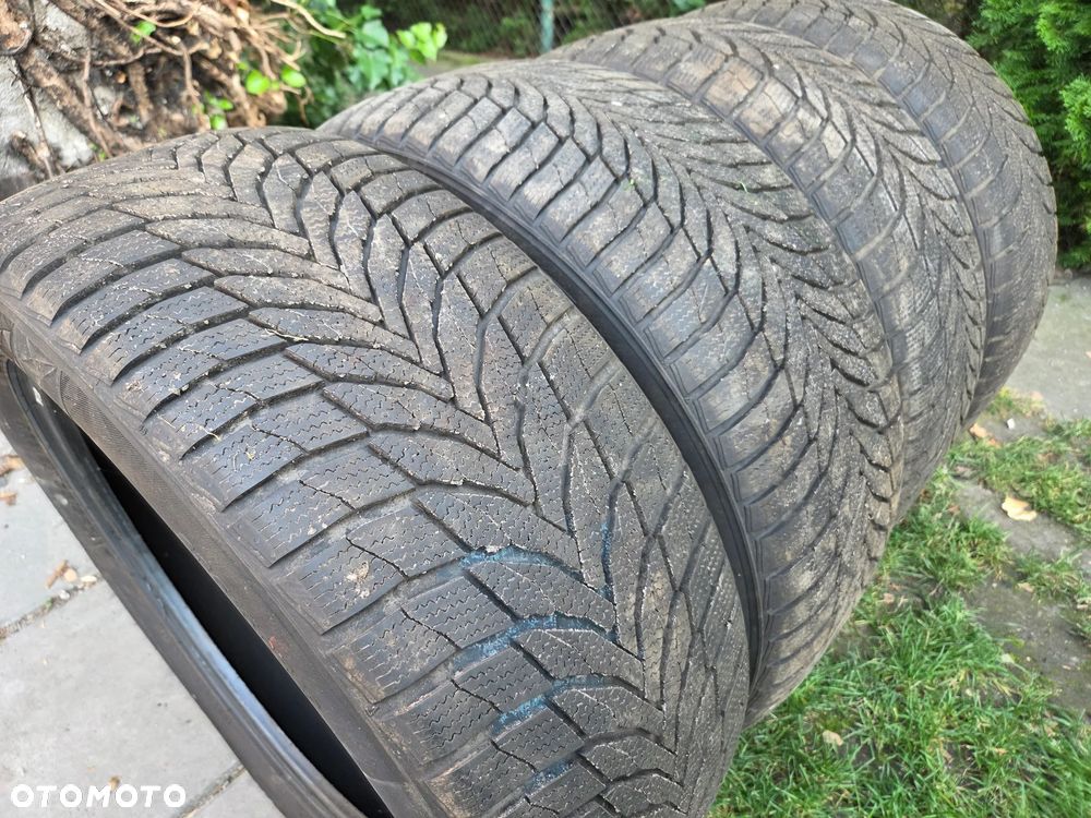 235/50/R19 NEXEN - 6