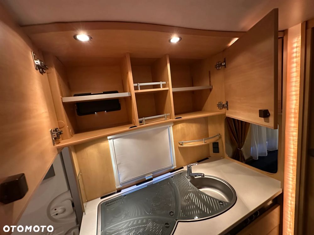 Dethleffs 510 CAMPER z napędem i przedsionkiem pompowanym !!! - 24