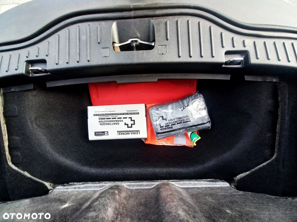 Ford S-Max 2.0 TDCi DPF Titanium X - 15
