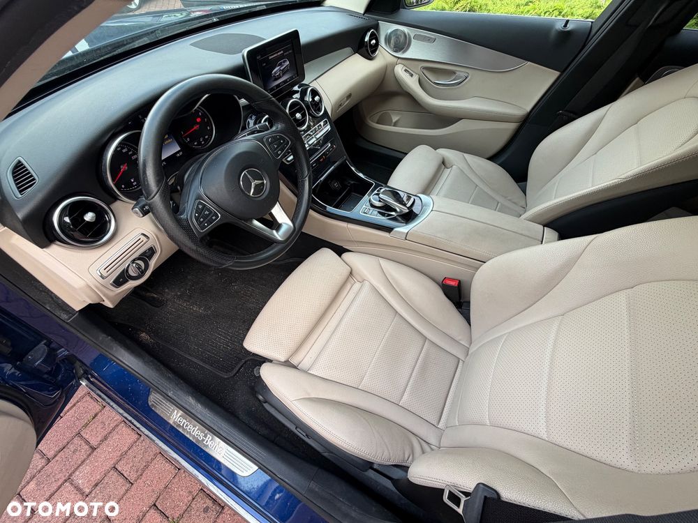 Mercedes-Benz Klasa C 200 9G-TRONIC - 11