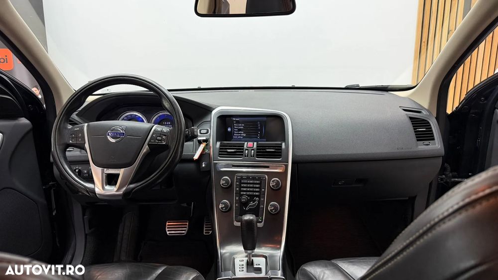 Volvo XC 60 D3 Aut. Summum - 7