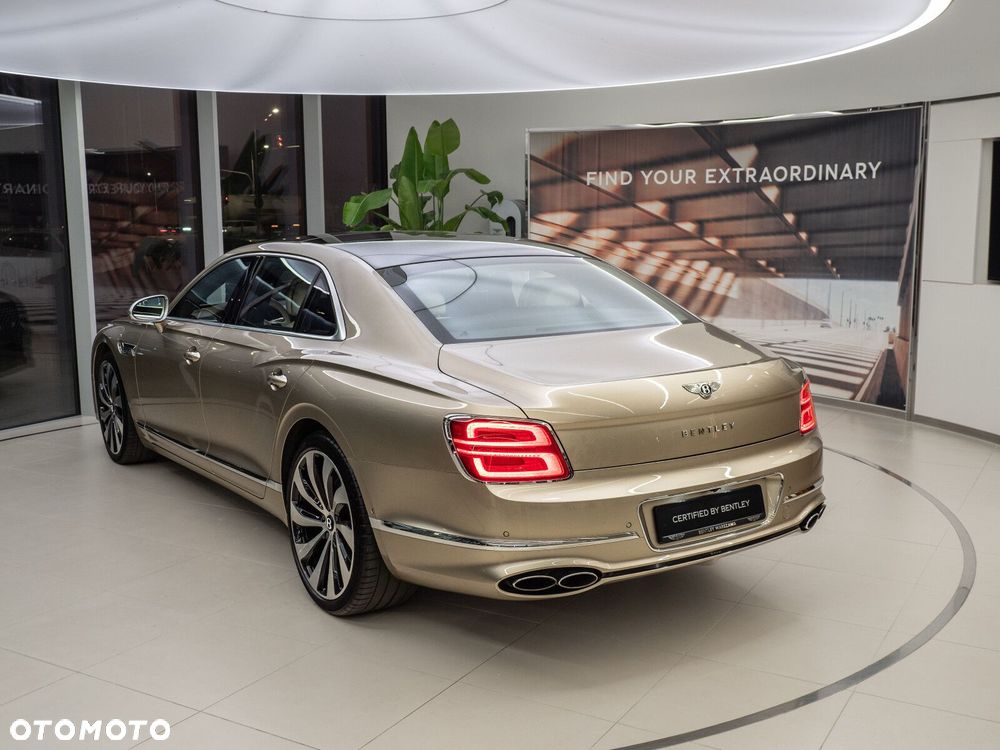 Bentley Flying Spur - 18