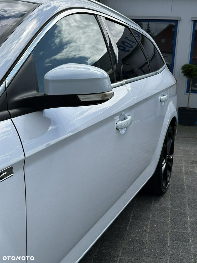 Ford Mondeo - 22