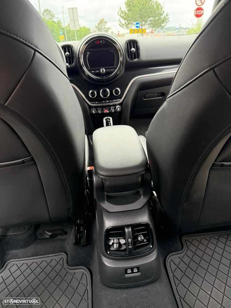 MINI Countryman Cooper D Classic Auto - 12