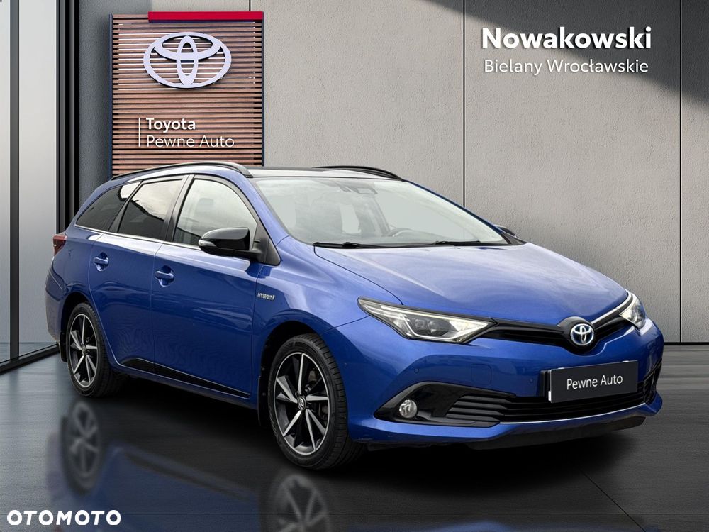 Toyota Auris Hybrid 135 Selection - 7