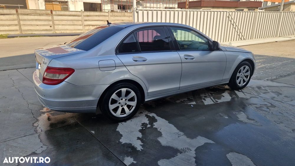 Mercedes-Benz C - 5