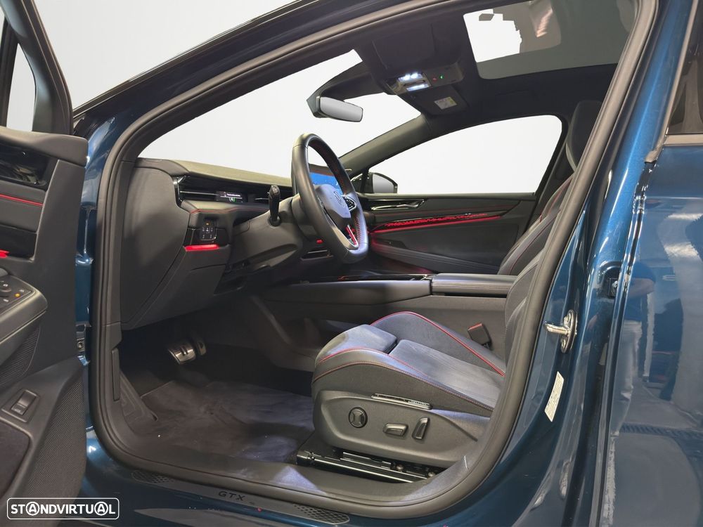 Volkswagen ID.7 86 kWh GTX — fotografia 9