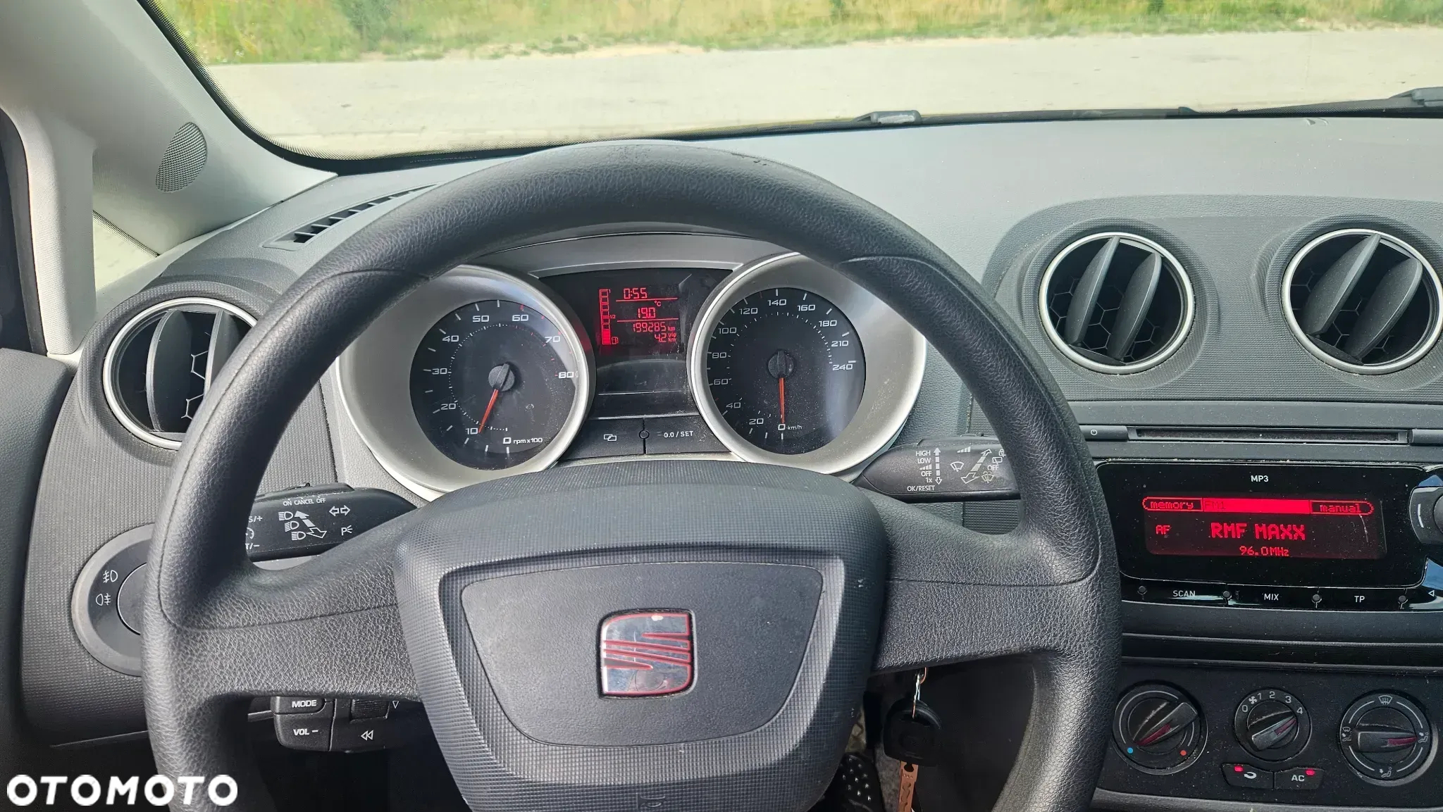 Seat Ibiza SC 1.4 16V Sport - 30