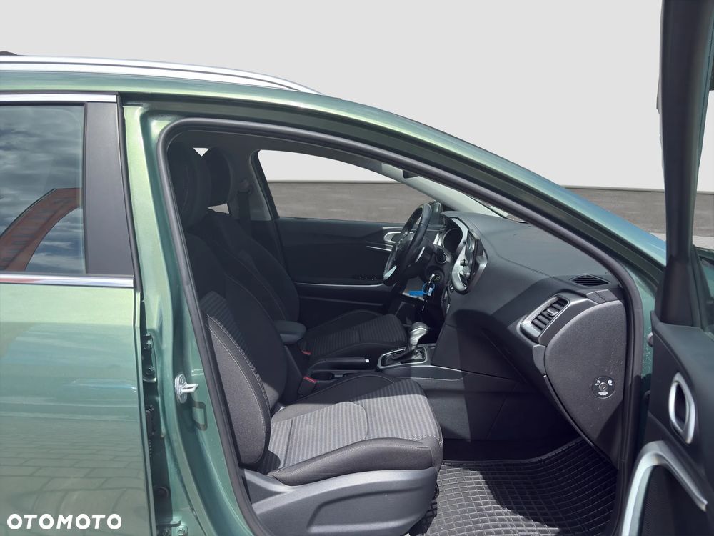 Kia Ceed 1.5 T-GDI M DCT - 20