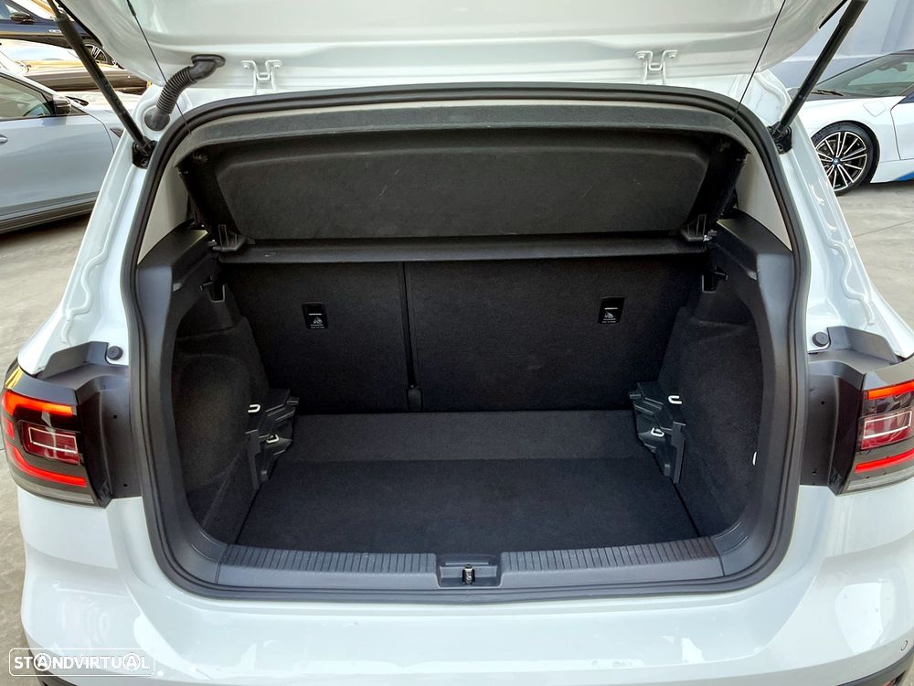 VW T-Cross 1.0 TSI Life DSG - 31