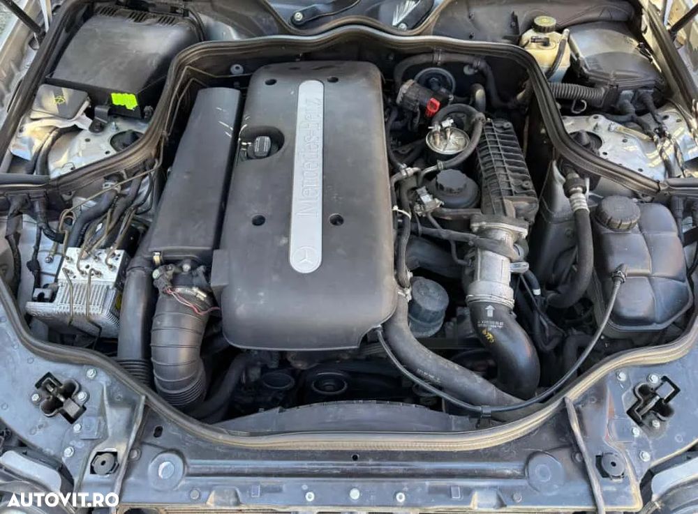 Mercedes-Benz E 270 CDI - 14
