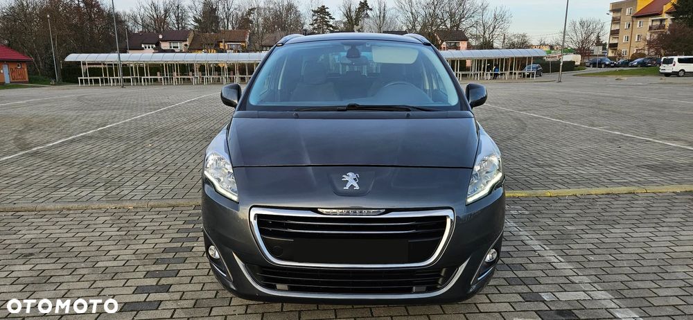 Peugeot 5008 HDI FAP 115 Allure - 17
