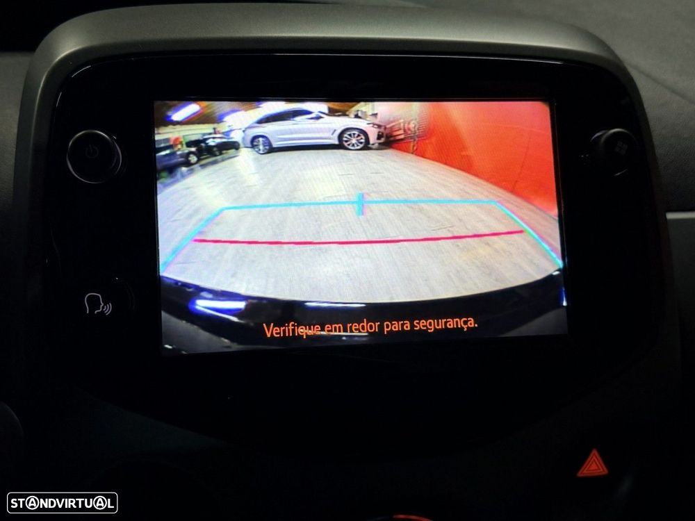 Toyota Aygo 1.0 X-Play+X-Touch - 12