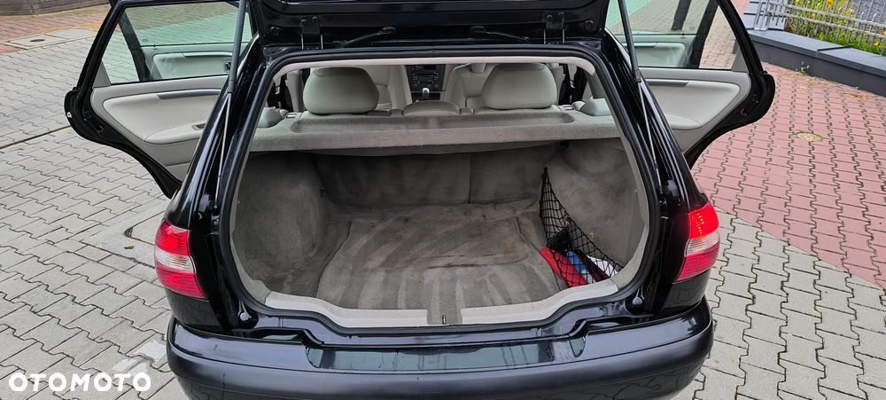 Volvo V40 2.0 '75' Elegance - 23