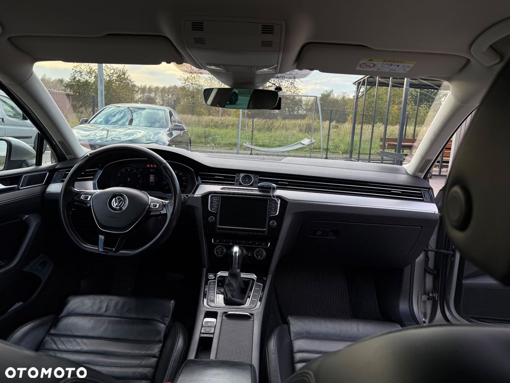 Volkswagen Passat - 6