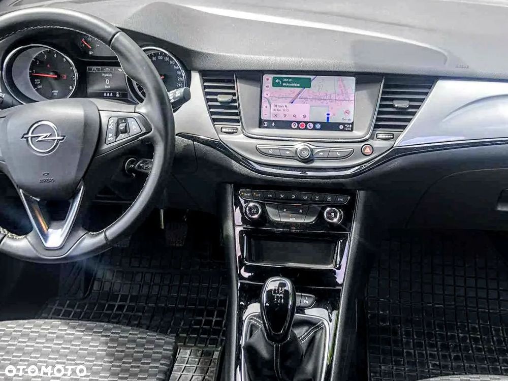 Opel Astra 1.2 T GS Line S&S - 8