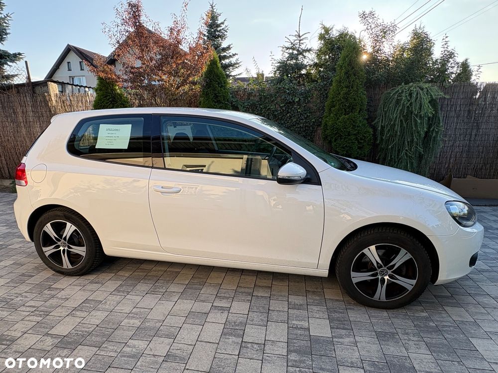 Volkswagen Golf 1.6 Comfortline DSG - 3