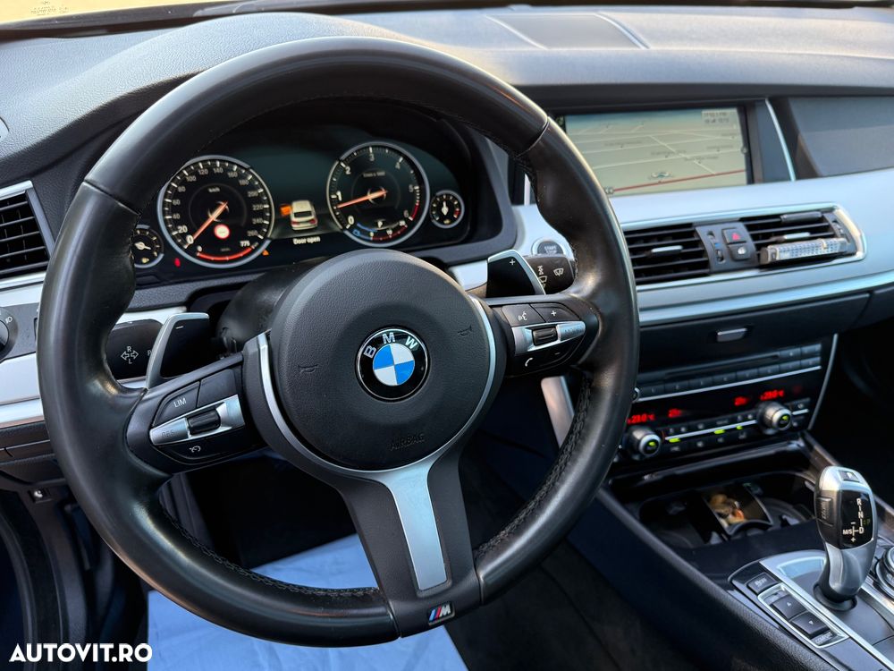 BMW Seria 5 530d xDrive - 13