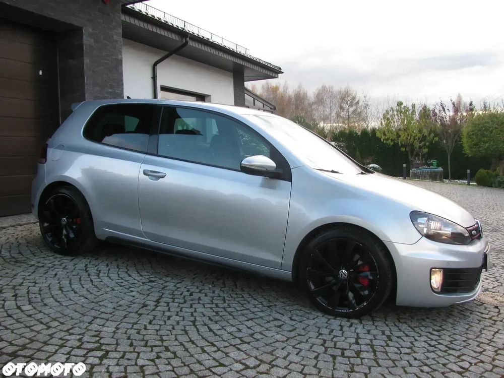 Volkswagen Golf 2.0 GTI DSG - 9