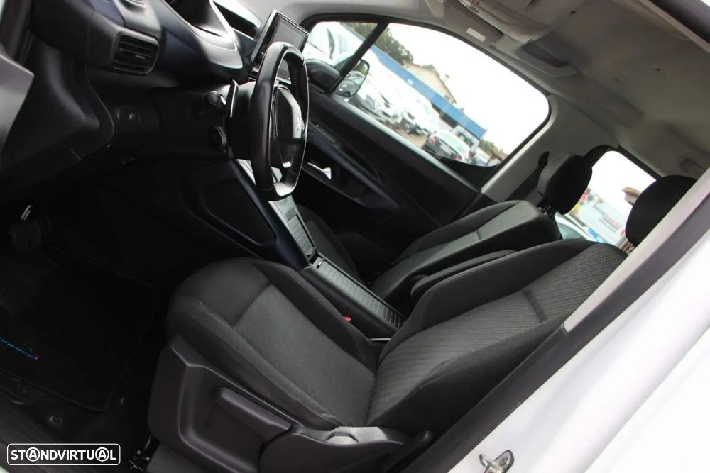 Peugeot Rifter 1.5 BlueHDi Allure EAT8 - 20