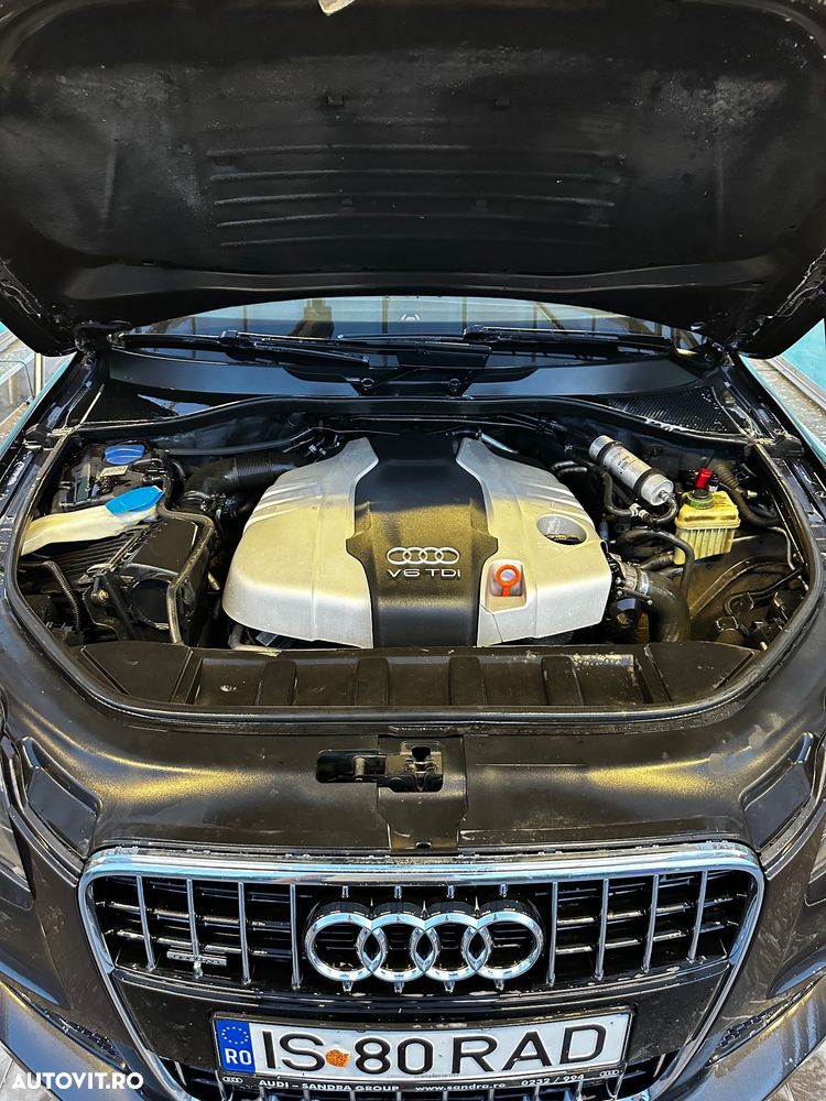 Audi Q7 - 10