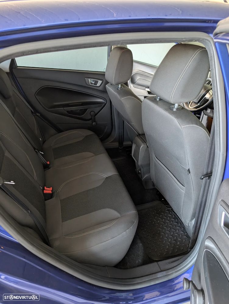 Ford Fiesta 1.0 EcoBoost Titanium - 15