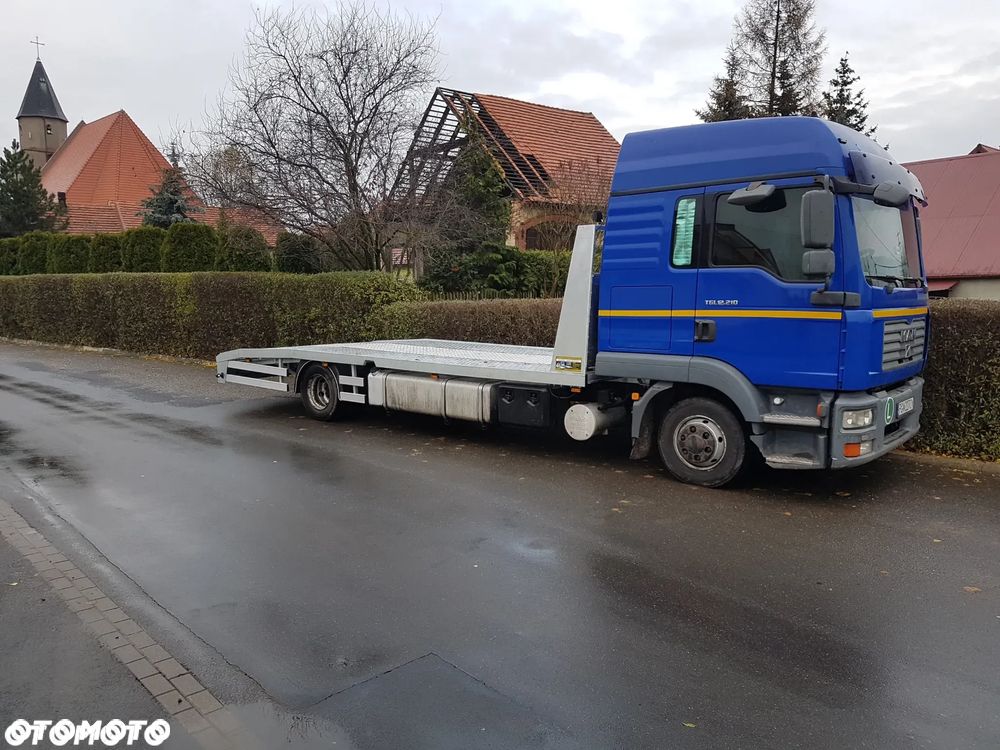 mercedes ATEGO najazd ZABUDOWA pomoc drogowa KUNICE - 4