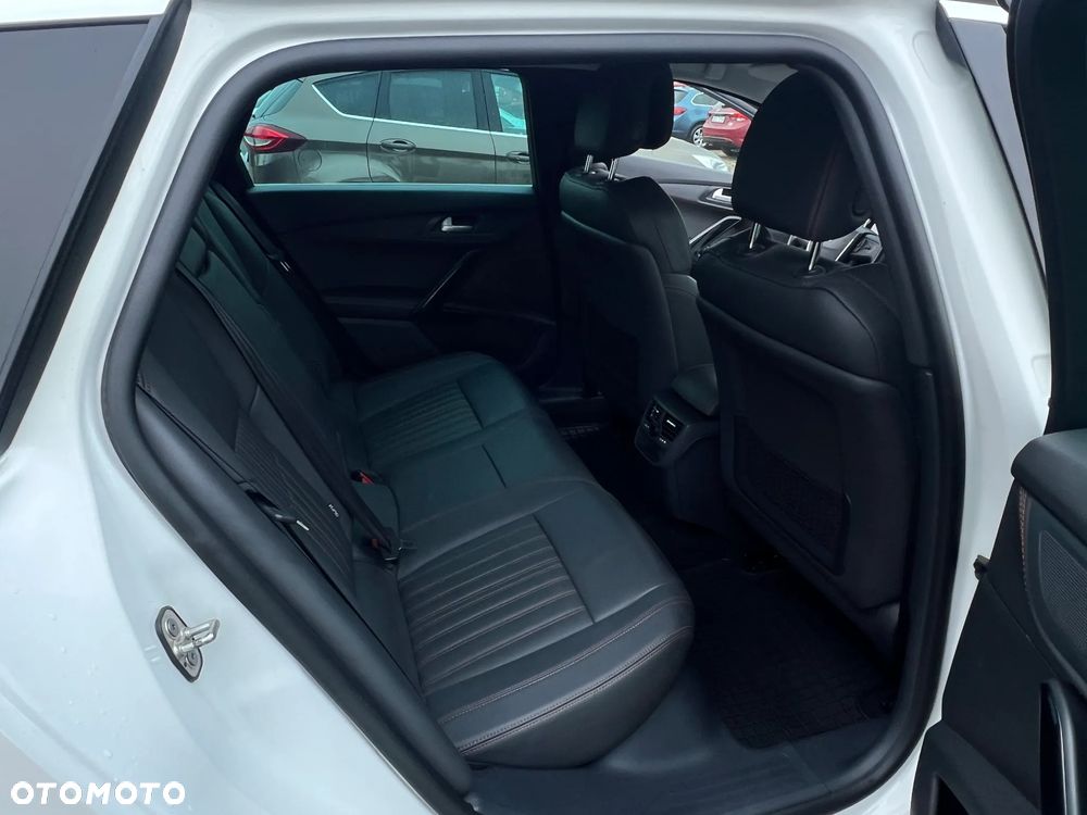 Peugeot 508 RXH 2.0 HDi HYbrid4 - 22