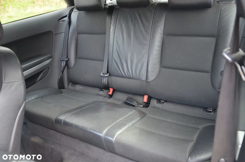 Audi A3 3-drzwiowe 2.0 TDI DPF Ambiente - 7
