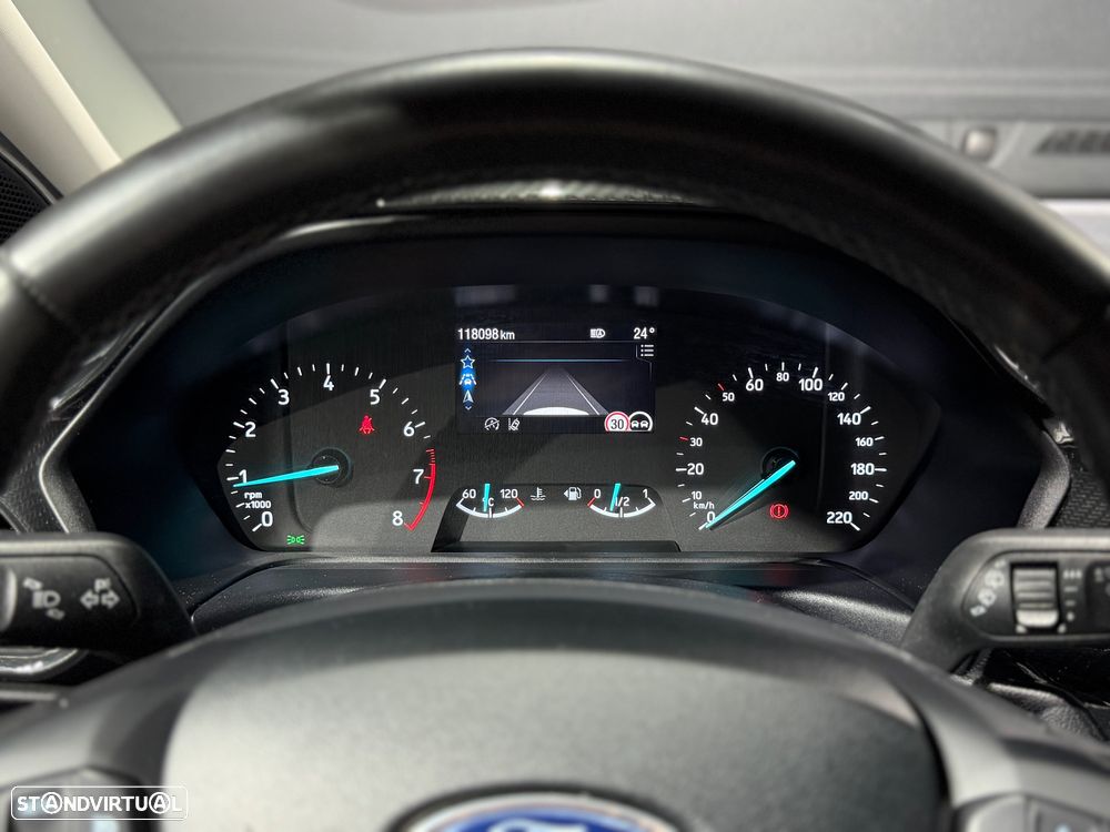 Ford Puma 1.0 EcoBoost Hybrid TITANIUM - 28