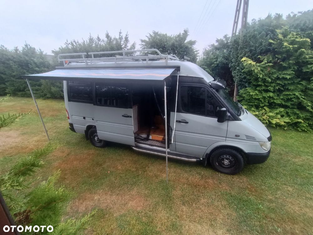 Mercedes-Benz Sprinter - 1