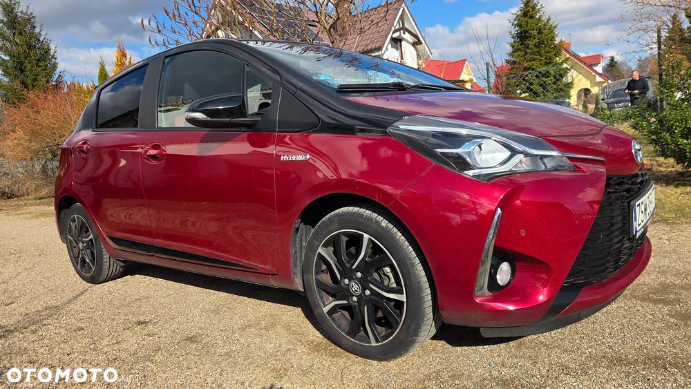 Toyota Yaris Hybrid 100 Selection Platinum - 2