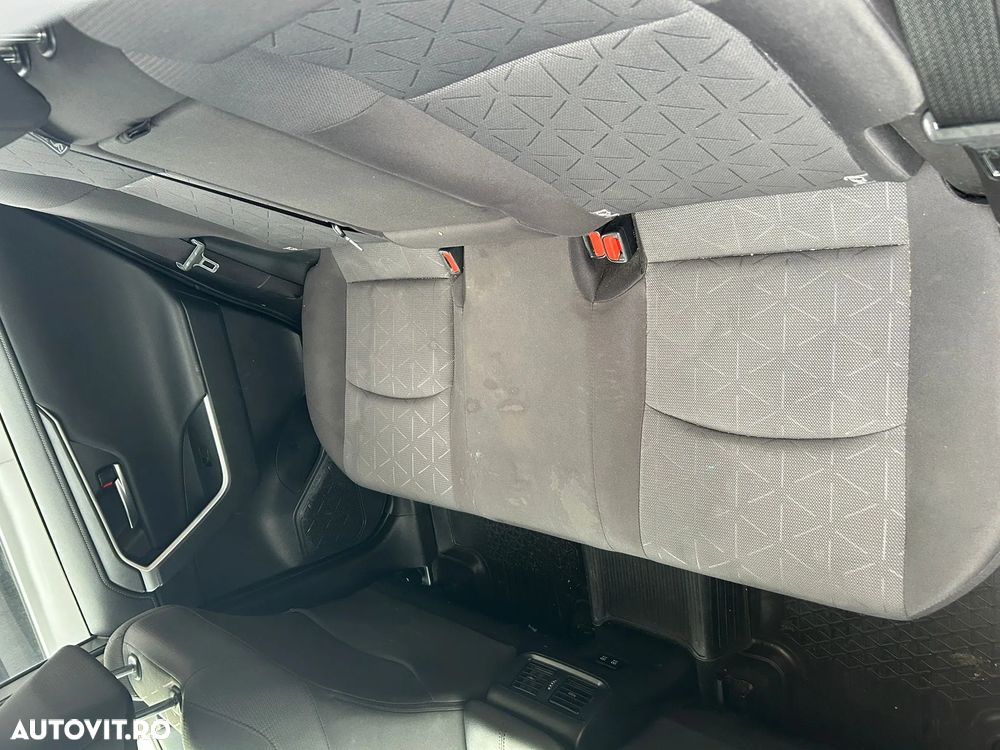 Toyota RAV4 2.0P CVT AWD Dynamic - 11