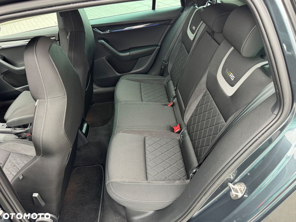 Skoda Octavia 2.0 TDI SCR RS DSG - 10
