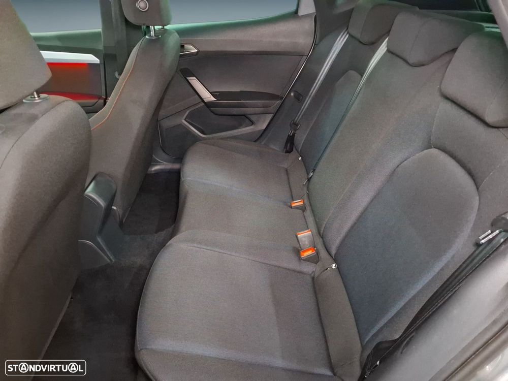 SEAT Arona 1.0 TSI FR - 14