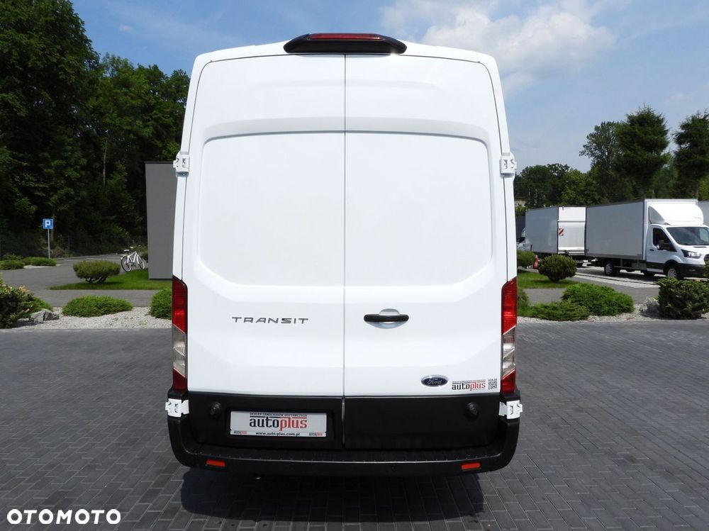 Ford TRANSIT  FURGON TEMPOMAT LEDY KLIMATYZACJA  130KM - 12