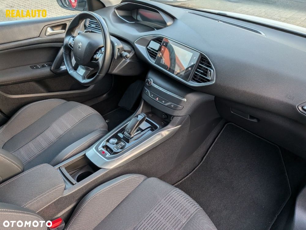 Peugeot 308 - 11