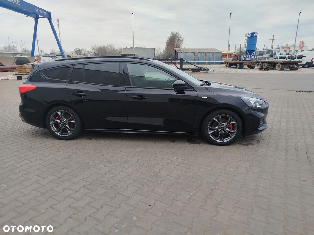 Ford Focus 1.5 EcoBoost ST-Line - 15