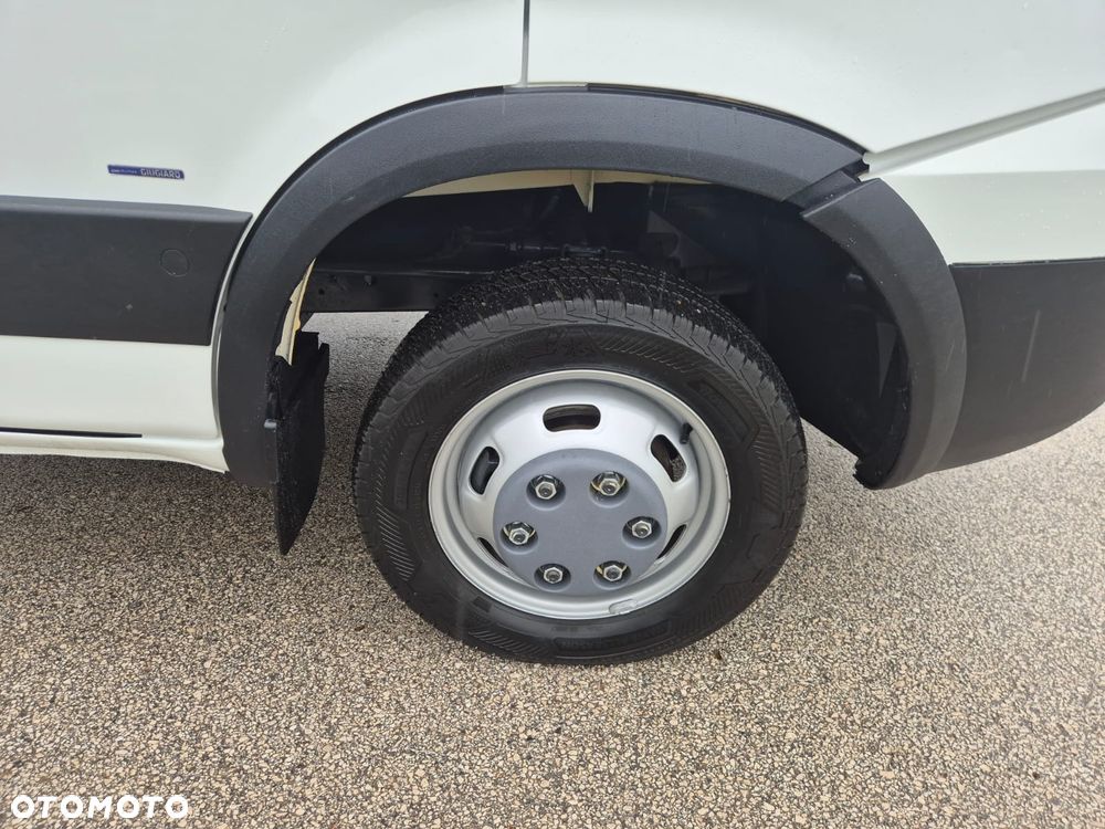 Iveco Daily - 24