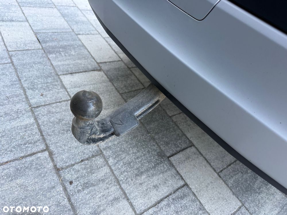 Land Rover Discovery - 19