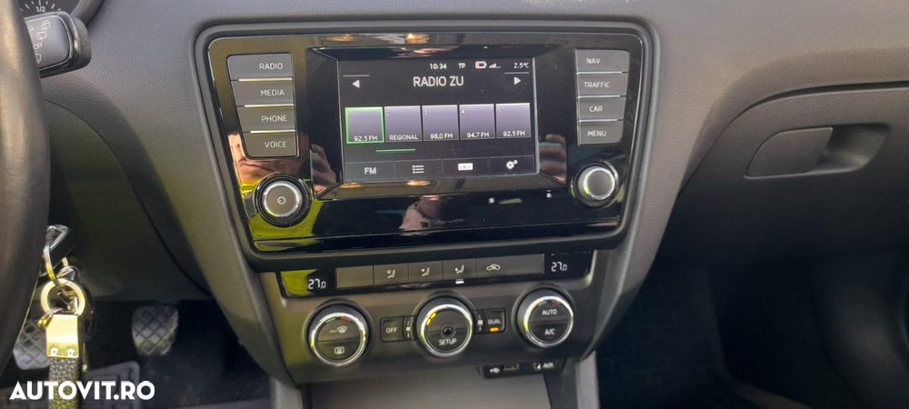 Skoda Octavia 1.6 TDI GREENLINE - 9