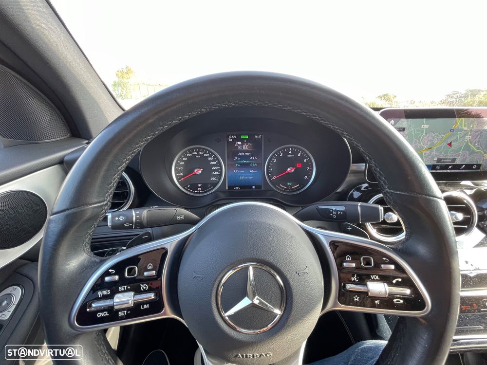 Mercedes-Benz GLC 300 - 26